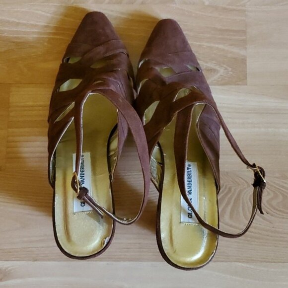 Gloria Vanderbilt Heels Brown LEATHER SUEDE Shoes Pumps Women's WOMAN'S 10 M - Picture 4 of 12